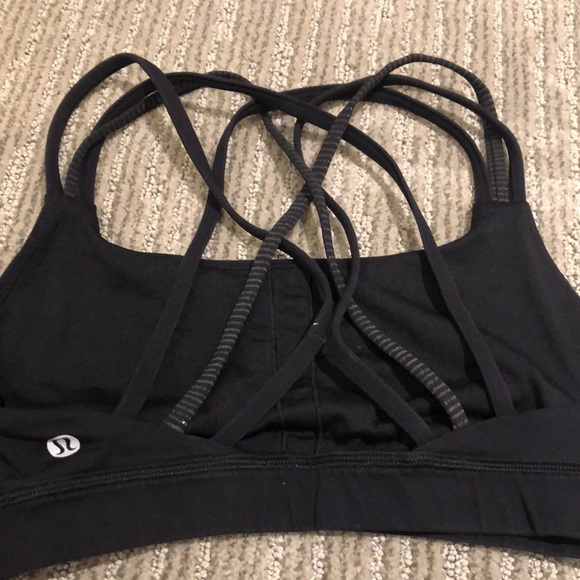 Lululemon sports bra - Picture 2 of 3